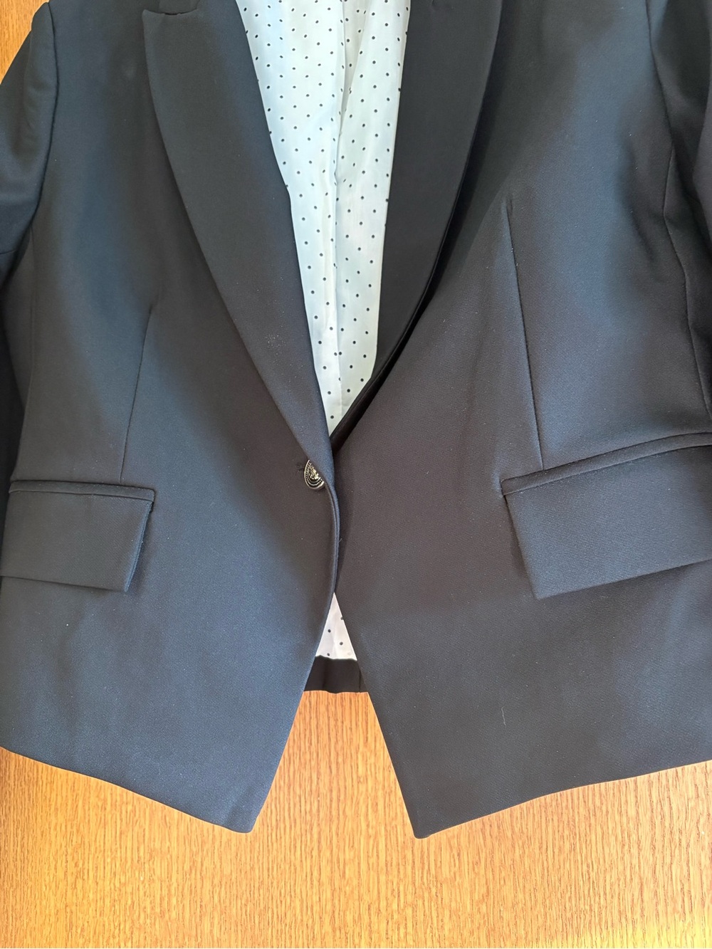 Nicole Miller Black waist length Blazer size large - Picture 3 of 4